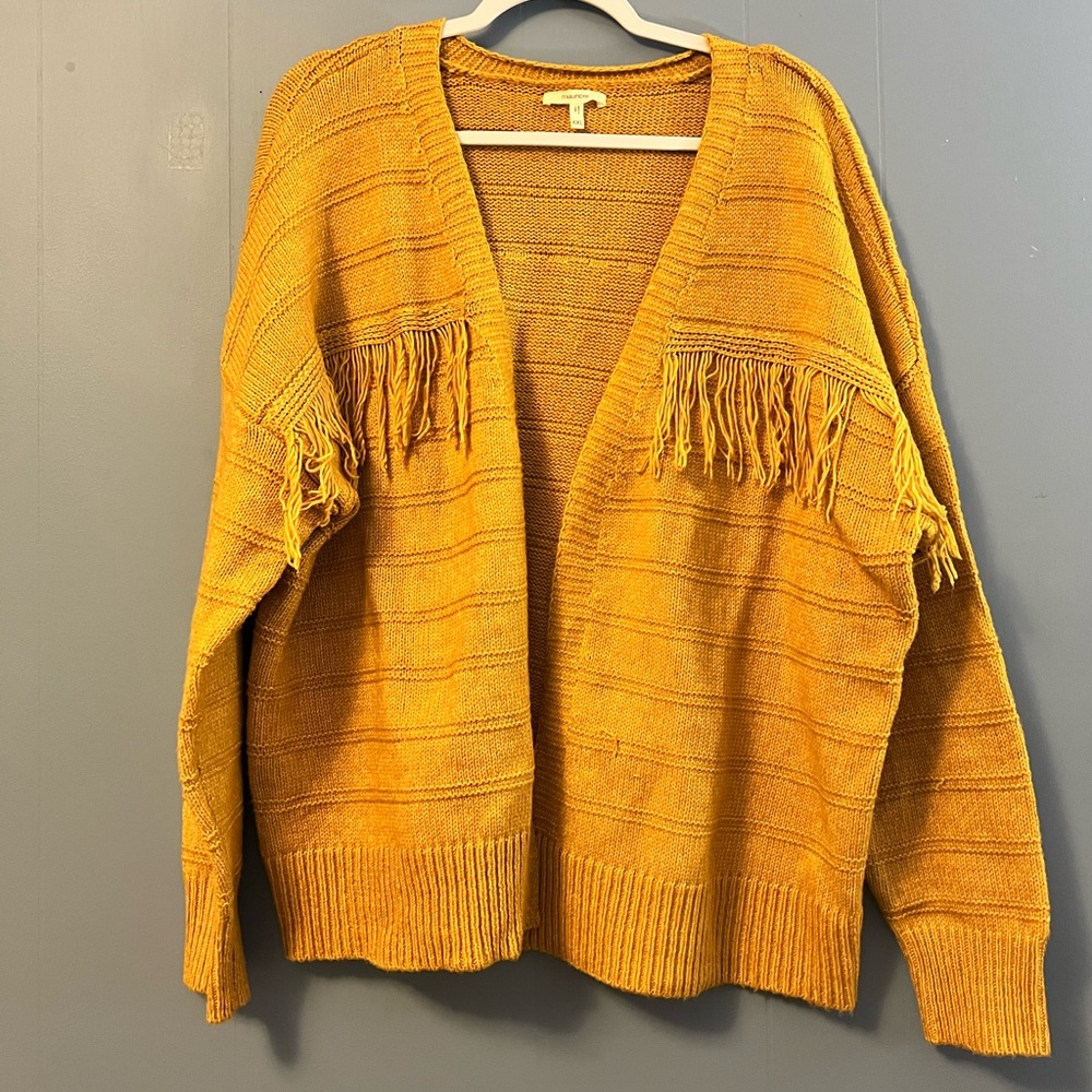 Maurice’s yellow sweater for women